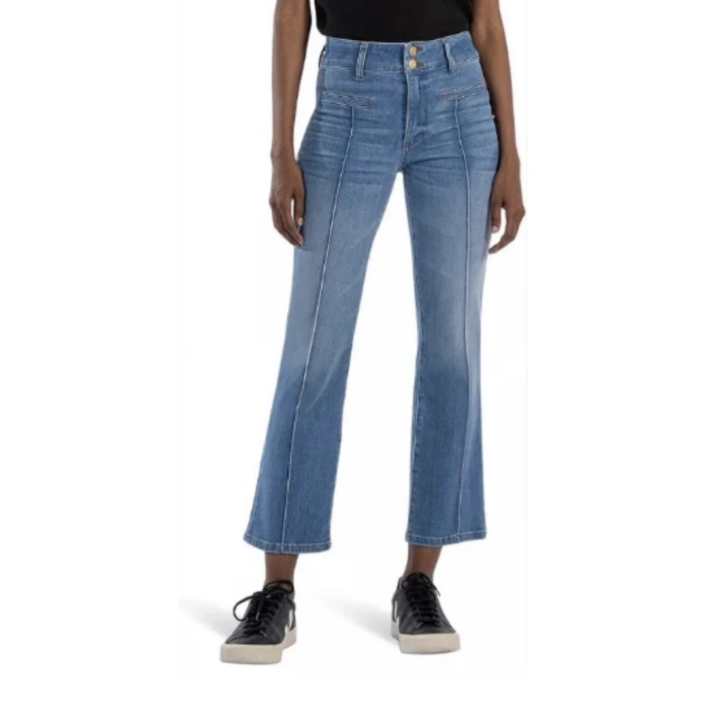 Kut from the Kloth Kelsey High Rise Cropped flare jeans Size 8